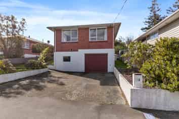 13 Lindsay street, Marchwiel