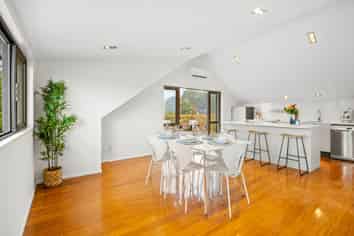21A  Cardigan Street, Morningside