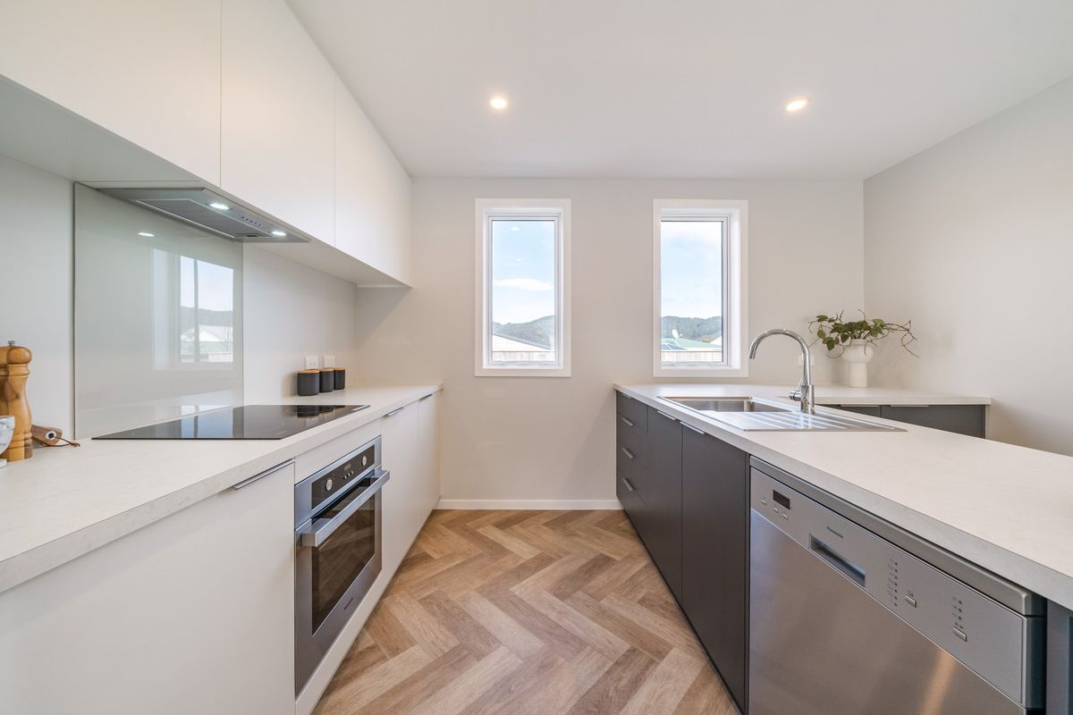 Quality Builds, Excellent Value + $5K Incentive - Więcej