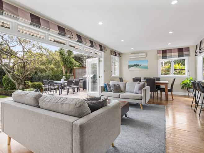 8 Hasbury Ave, Mount Eden