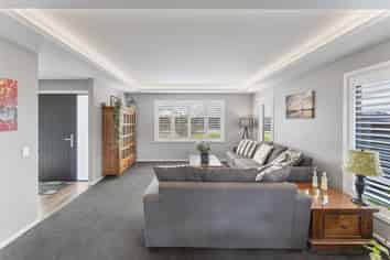 7 Chertsey Road, Richmond