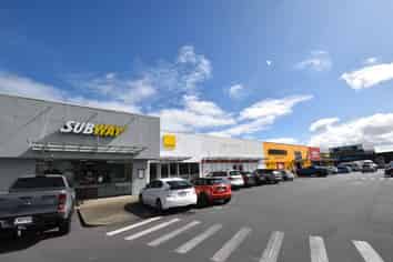BANKABLE RETAIL ON LUNN AVE
