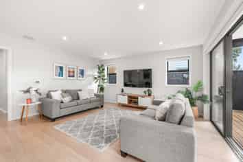 15 Adelaide Street, Petone