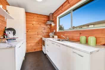 1/3 Jumento Place, Unsworth Heights