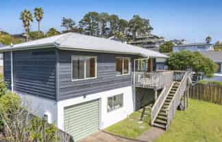 1/3 Jumento Place, Unsworth Heights