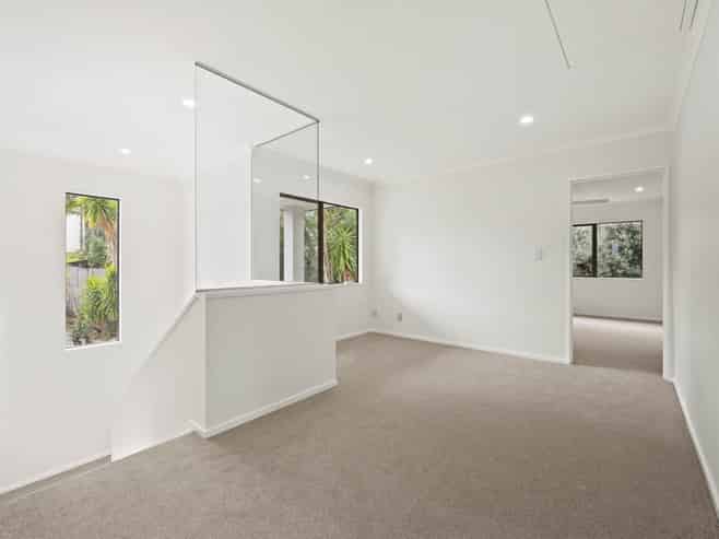 21 William Gamble Drive, Greenhithe