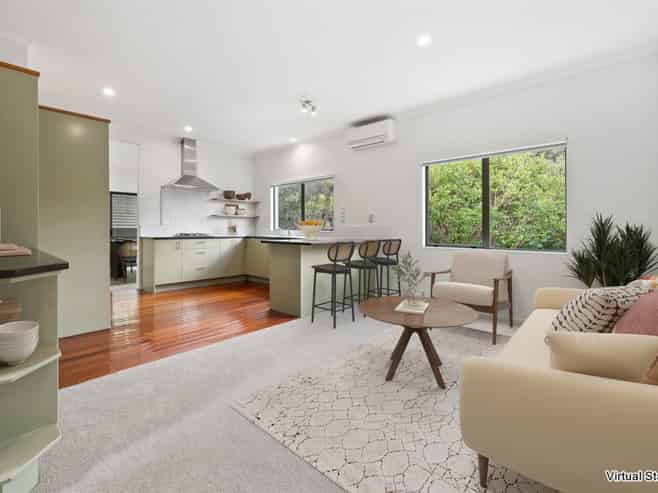21 William Gamble Drive, Greenhithe