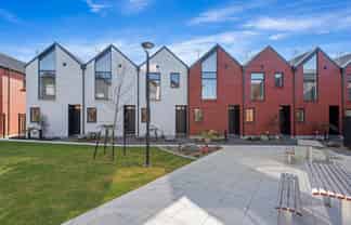 5/13 Donald Place, Merivale