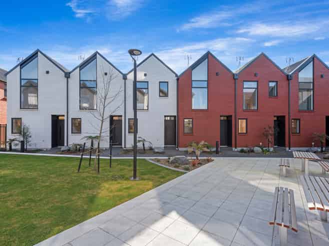 5/13 Donald Place, Merivale