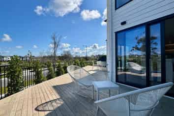50 Archibald Drive, Milldale