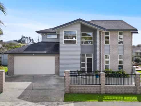 2 Murray Becroft Avenue, Henderson Valley