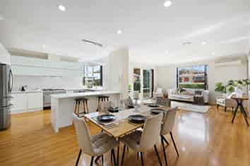 2 Murray Becroft Avenue, Henderson