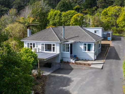 38 Hine Road, Wainuiomata