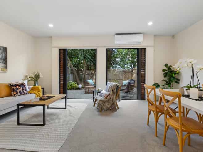11/11 The Avenue, Albany