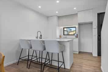 5/102 Warrington Street, Edgeware