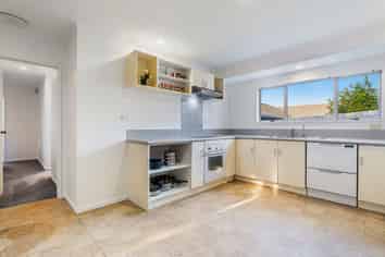 19 Brookvale Park, Stanmore Bay