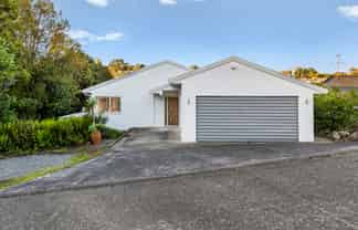 19 Brookvale Park, Stanmore Bay