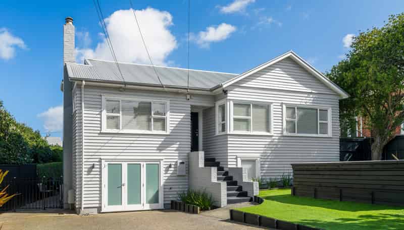 2 Mountfield Terrace, Mount Albert
