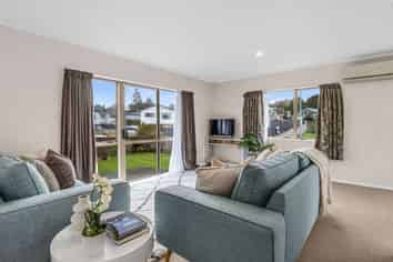 53 Treadwell Street, Springvale