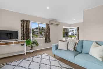 53 Treadwell Street, Springvale