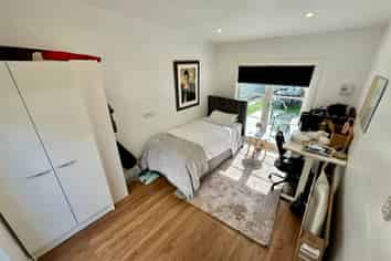 31 Hazel Avenue, Sandringham