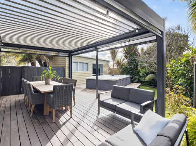 102 Walmer Road, Point Chevalier