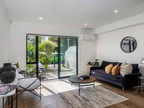 2C Stokes Avenue, Te Atatu Peninsula