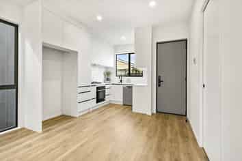 7B Indus Place, Half Moon Bay