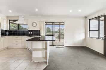 35 Rehia Road, Massey