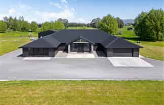 438 Park Road, Carterton