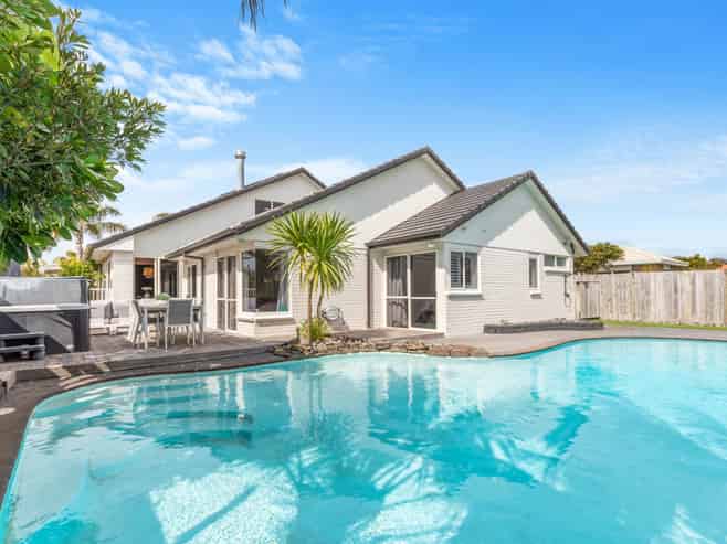 24 Fahey Avenue, Mount Maunganui