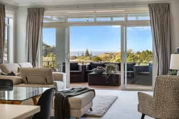 6 Sunshine Terrace, Orewa