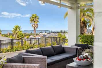 6 Sunshine Terrace, Orewa