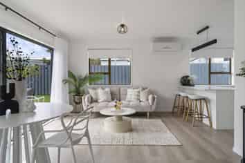 1/10 Statesman Street, Henderson