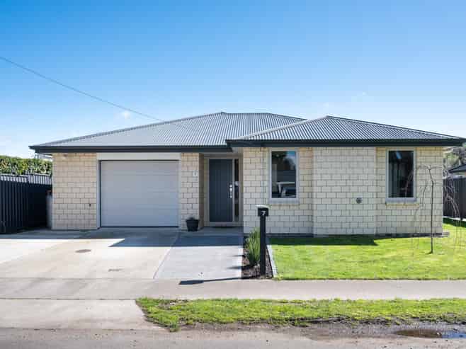 7 Miller Street, Otane