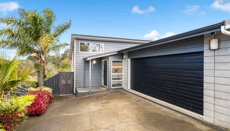 94 Lake Panorama Drive, Henderson