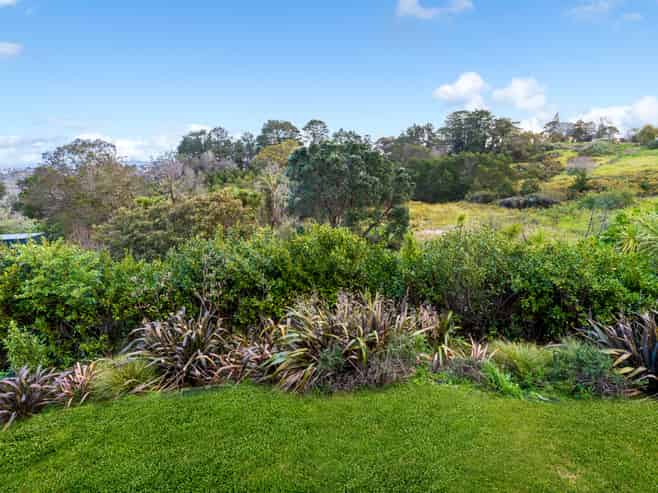 94 Lake Panorama Drive, Henderson
