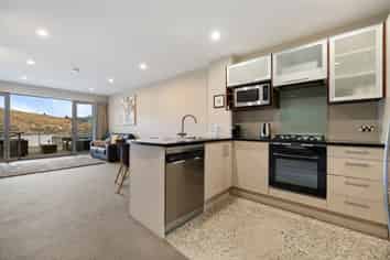 9/658 Frankton Road, Frankton