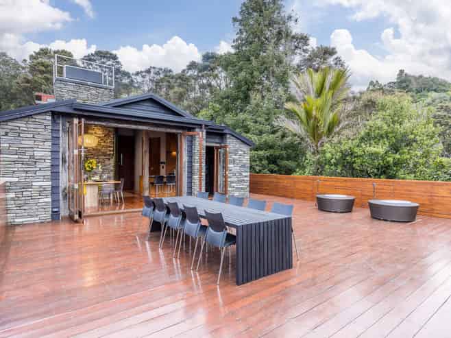  Maison Blanc Lodge, Kohu Road, Titirangi