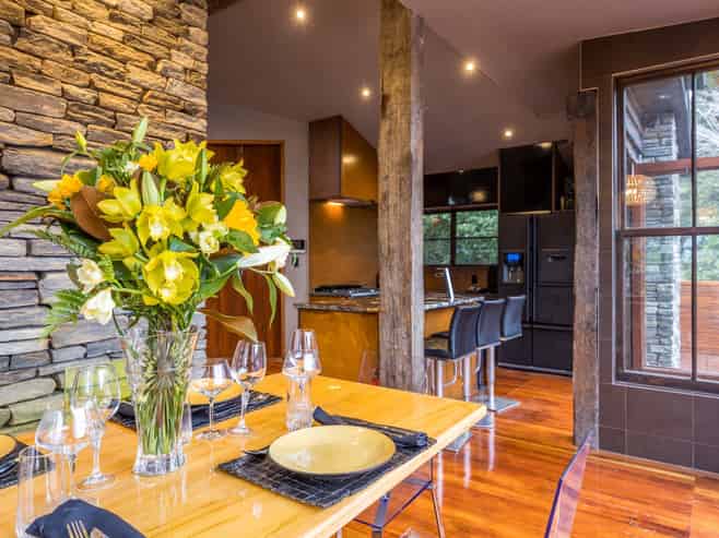  Maison Blanc Lodge, Kohu Road, Titirangi