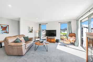 19 Stormlea Drive, SOUTHBRIDGE