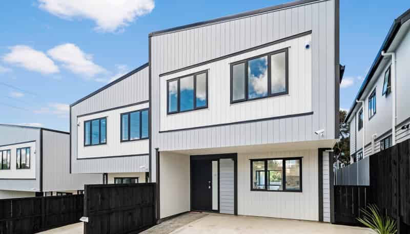 7 Liban Place, Massey
