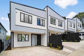 7 Liban Place, Massey
