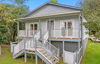12 Onewhero Road, Kaukapakapa