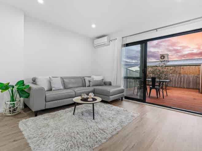 37 Eileen Newey Place, Henderson