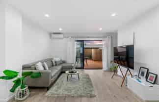 37 Eileen Newey Place, Henderson