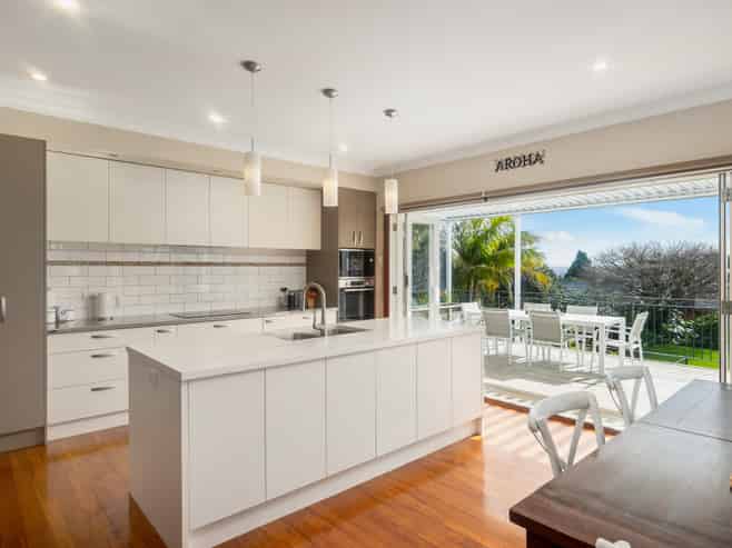 9 Ferner Avenue, Mount Albert