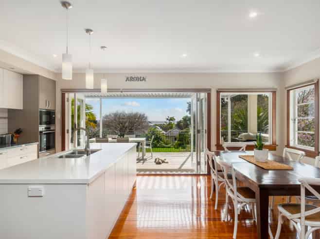 9 Ferner Avenue, Mount Albert