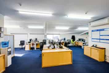 Modern Office in Prime Industrial Location