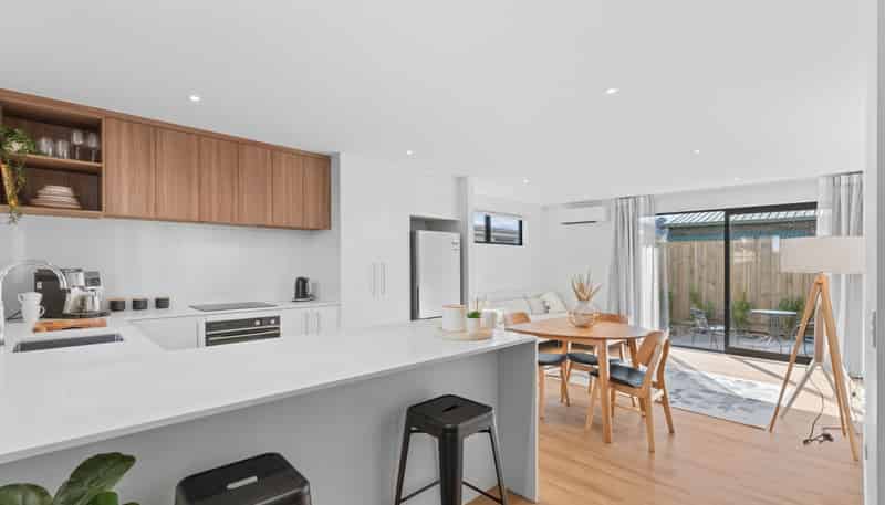 6/130 Holly Road, Saint Albans